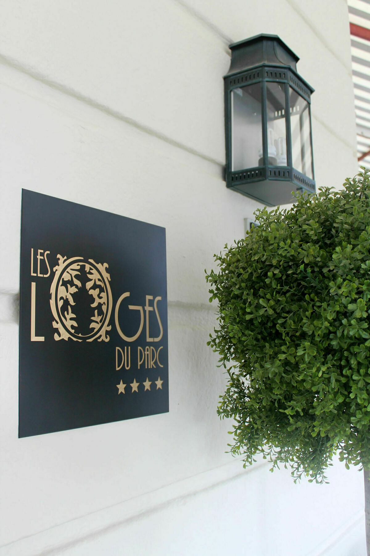 ホテル Logis Les Loges Du Parc ラ・ロッシュ・ポゼ エクステリア 写真